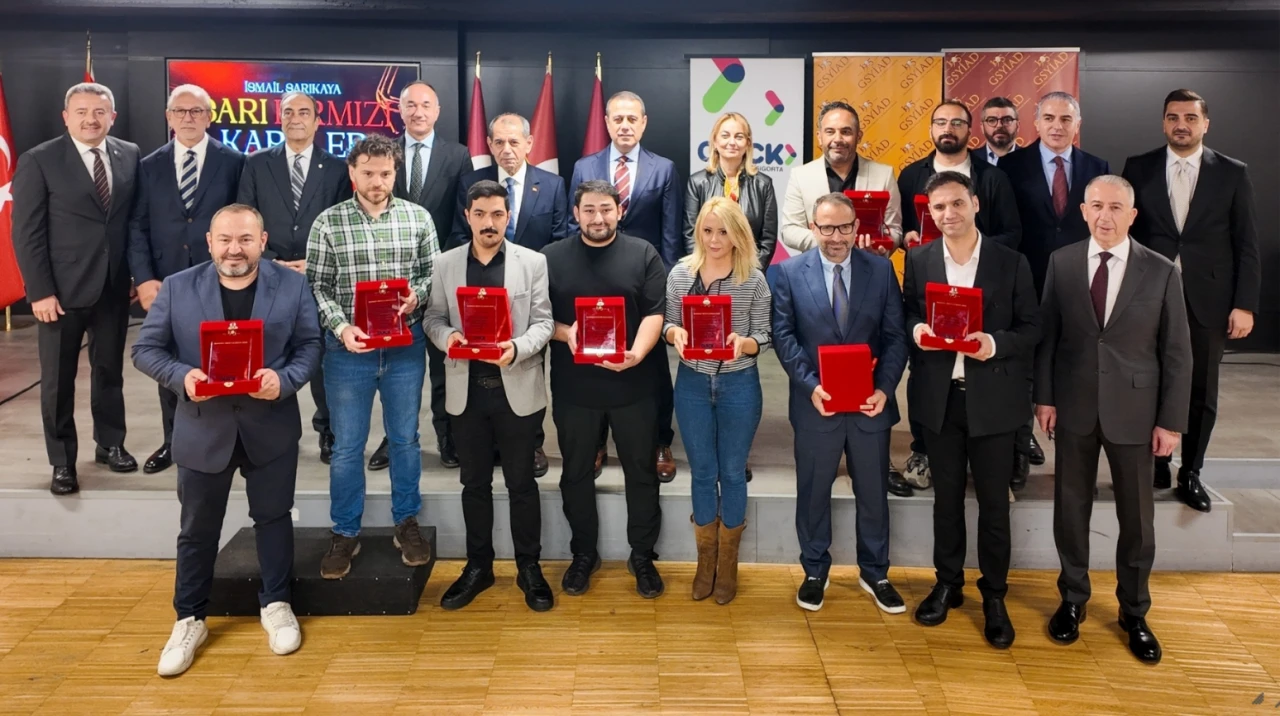 Sarı kırmızının en güçlü kareleri bu yıl da Quick Sigorta desteğiyle seçildi