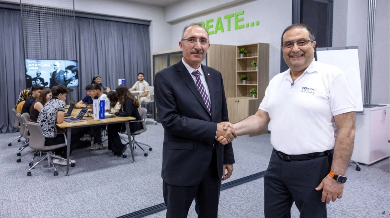 AgeSA, Elazığ’da geleceği kodluyor: Fırat Üniversitesi’nde Teknoloji ve Etki Merkezi açıldı