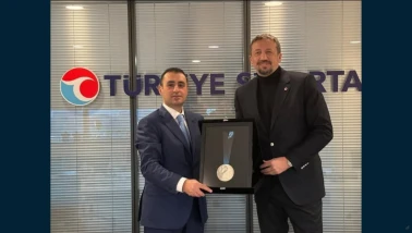 Avrupa ikinciliği madalyası Türkiye Sigorta’ya hediye edildi