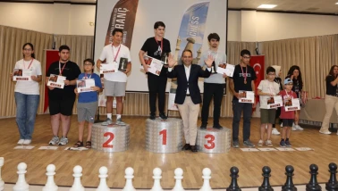 Kapadokya Uluslararası Açık Satranç Turnuvası renkli anlara sahne oldu