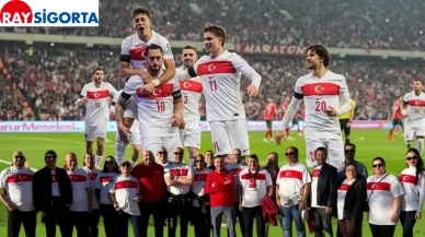 Ray Sigorta acenteleriyle birlikte Milli Takım heyecanını tribünde yaşadı
