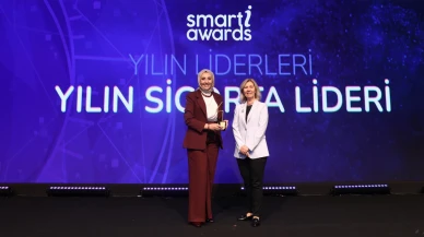 Yılın Sigorta Lideri ödülü Neslihan Neciboğlu'na