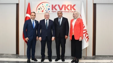 Ahmet Yaşar başkanlığındaki TSB heyeti KVKK'yı ziyaret etti