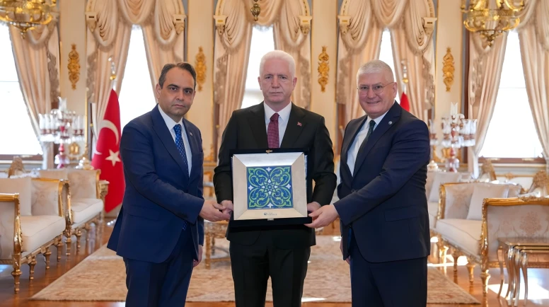 TSB’den Davut Gül’e ziyaret: Sigorta farkındalığı için protokol süreci