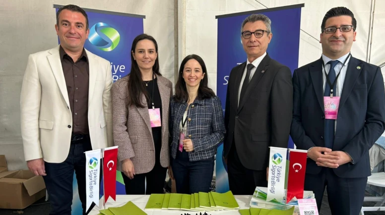 TSB, YTÜ Kariyer Panayırı’nda öğrencilerle buluştu